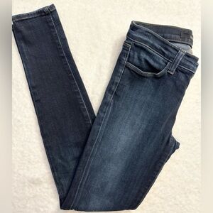 JBRAND size 25 skinny blue jeans mid rise